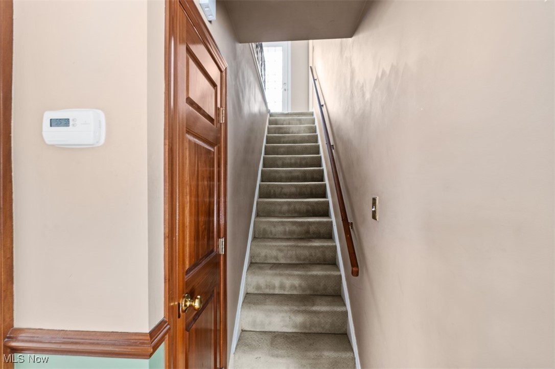 2367 Edgerton Road Cleveland, OH 44118 - Photo 21 of 33 Gallery Image 21