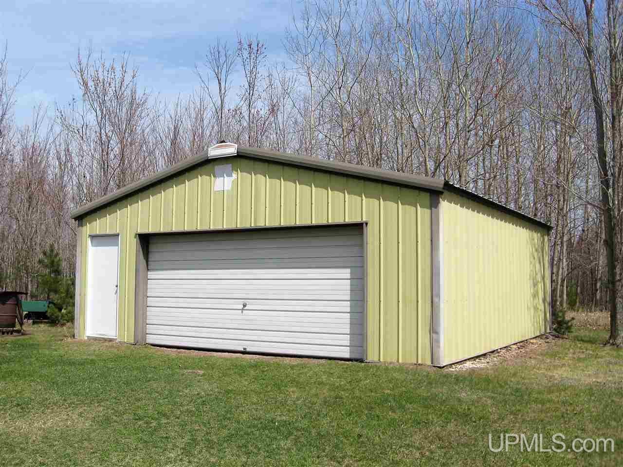 5258 17th Road Escanaba, MI 49829 - Photo 23 of 30