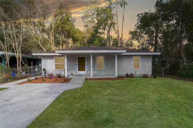 $220,000 | 1520 Northeast 6th Avenue, Gainesville, FL 32641