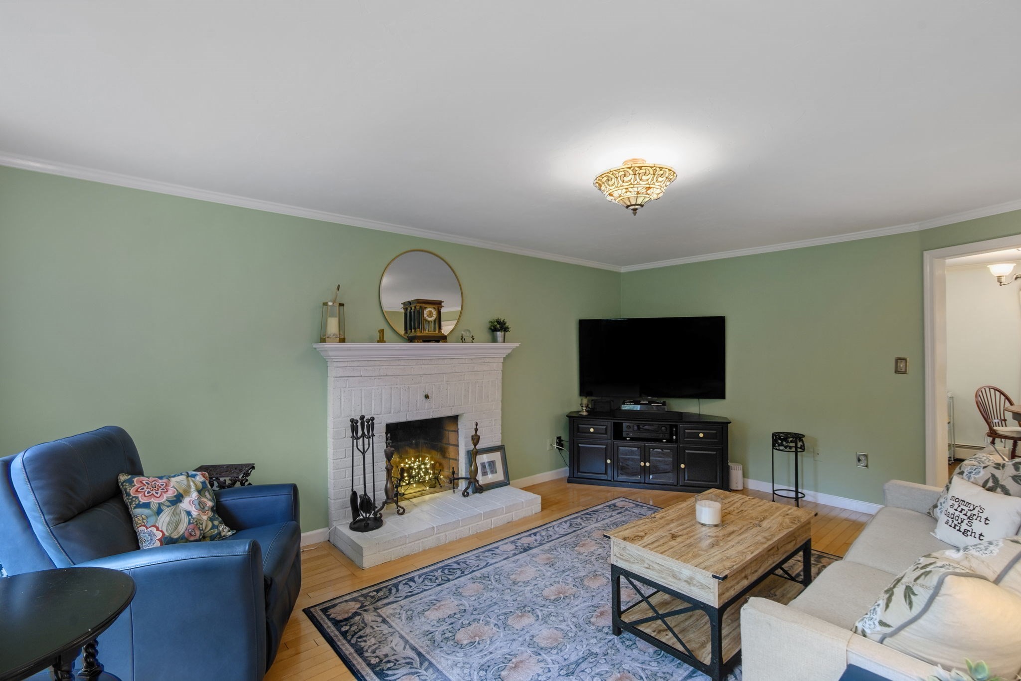 29 Townline Road Franklin, MA 02038 - Photo 5 of 42 Gallery Image 5