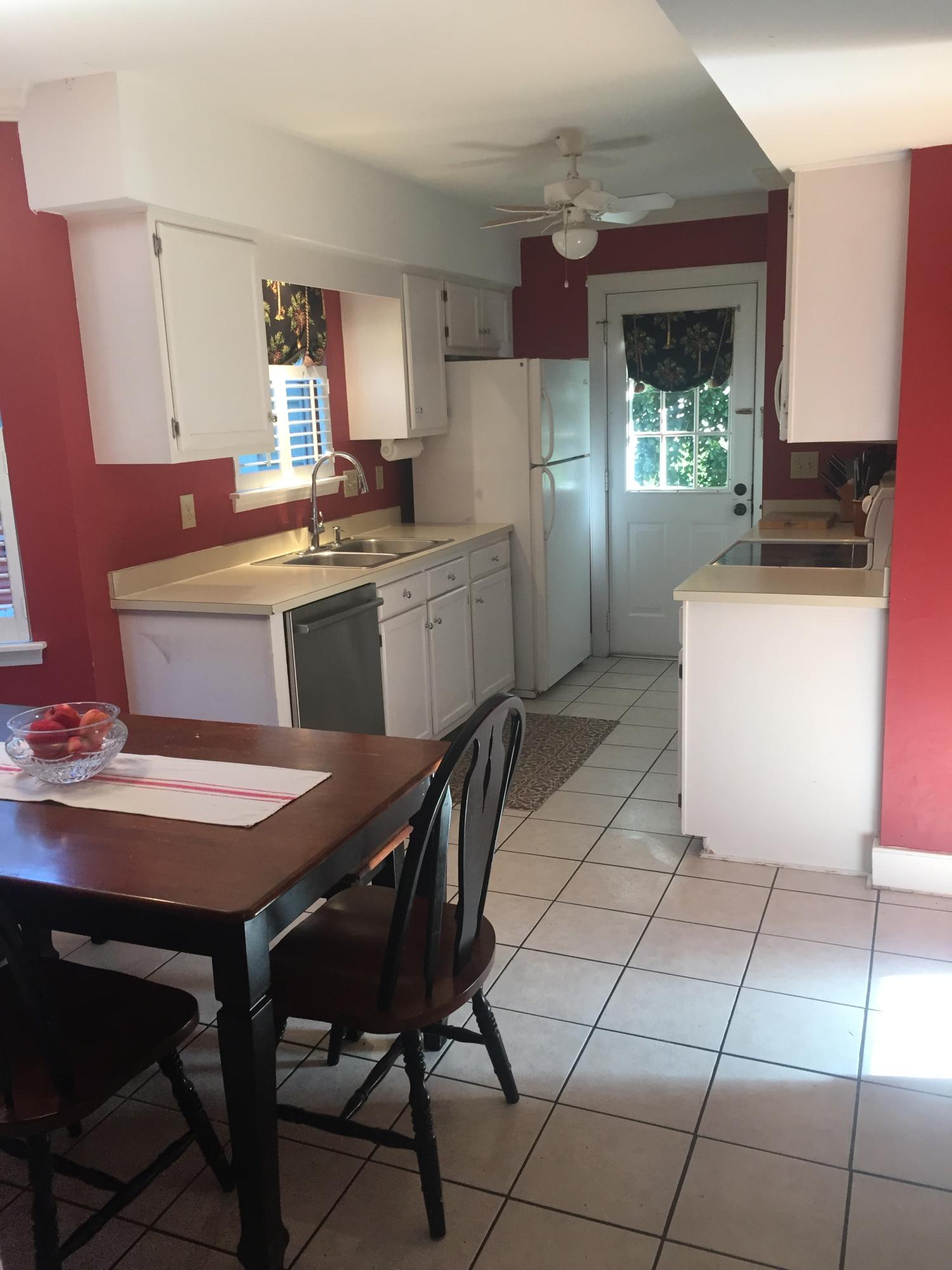 1422 Oak Landing Road Mount Pleasant, SC 29464 - Photo 6 of 16 IMG_5588