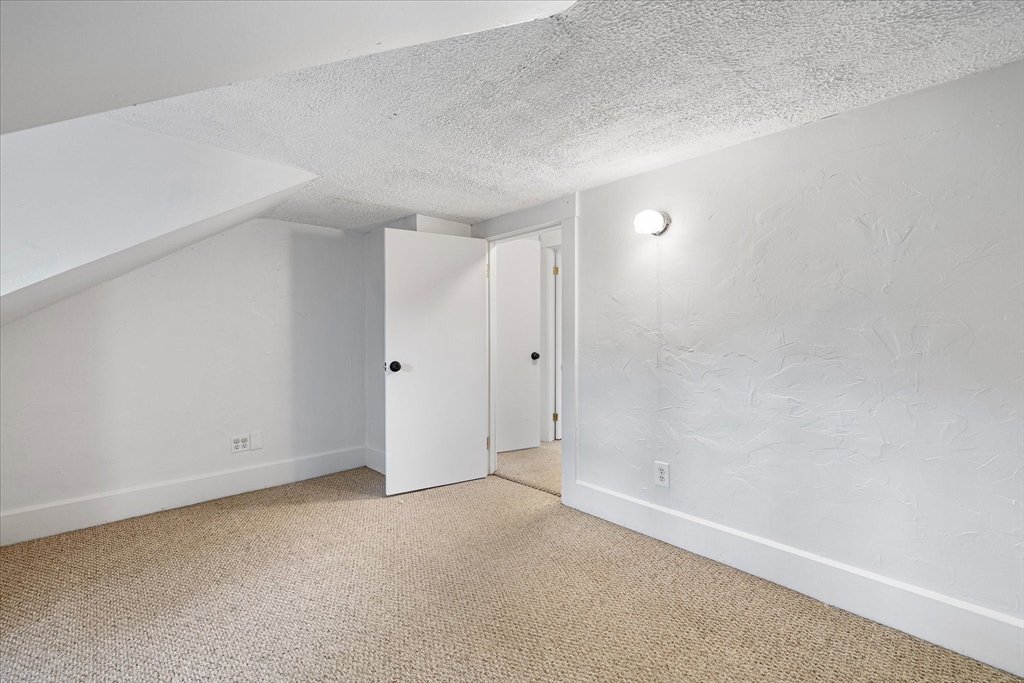 14 Bates Road Gardner, MA 01440 - Photo 19 of 31