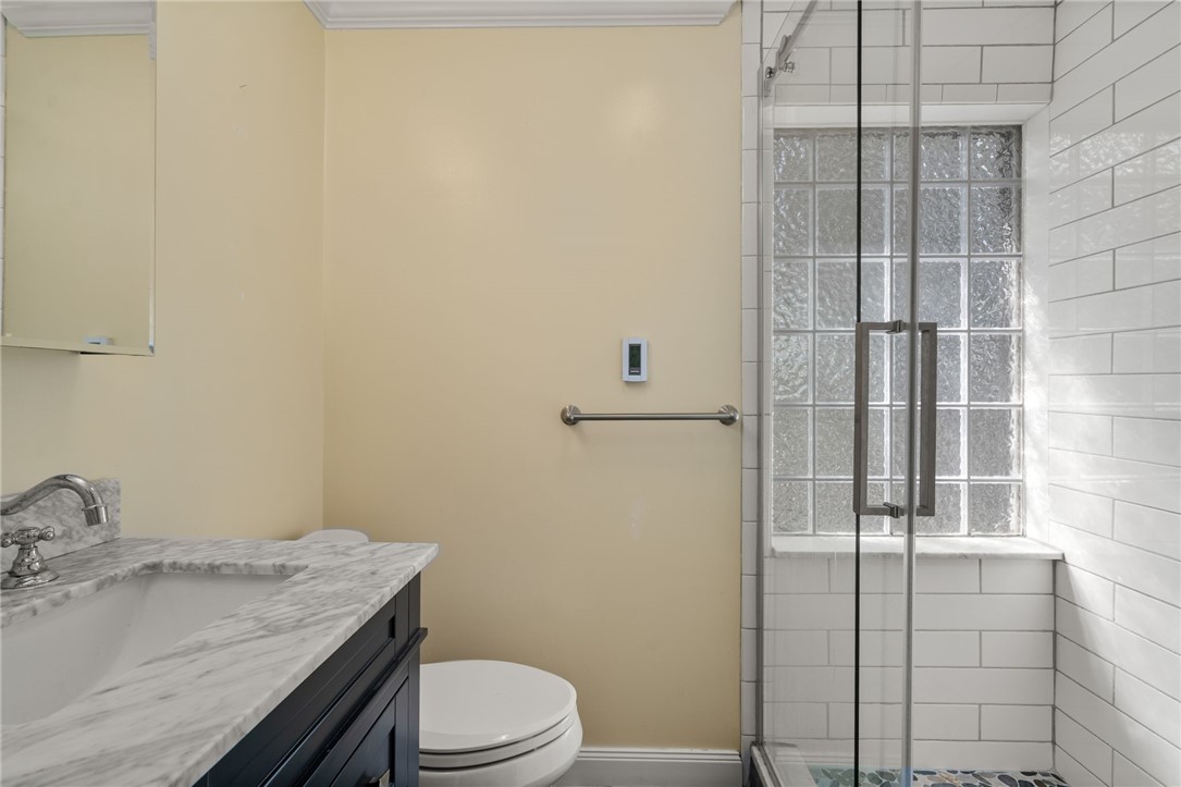 21 Dexterdale Road Providence, RI 02906 - Photo 23 of 39 En Suite to Primary