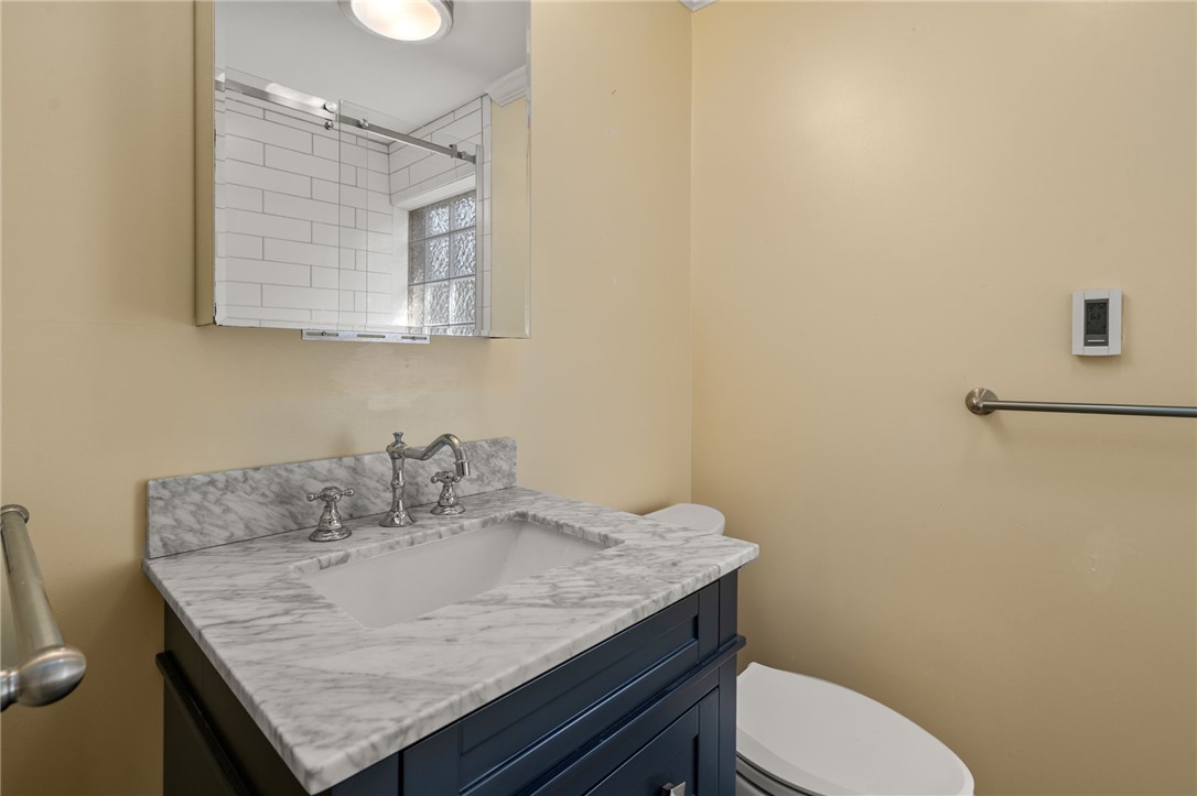 21 Dexterdale Road Providence, RI 02906 - Photo 24 of 39