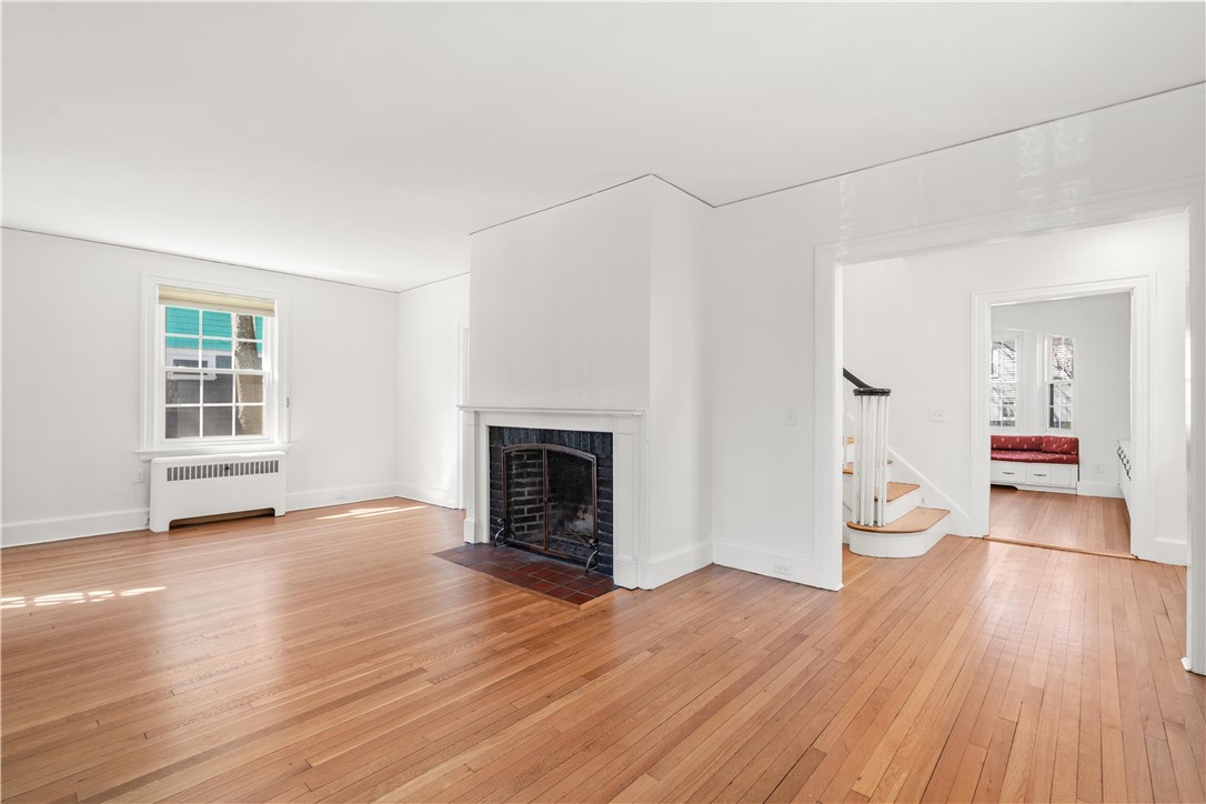 21 Dexterdale Road Providence, RI 02906 - Photo 10 of 39