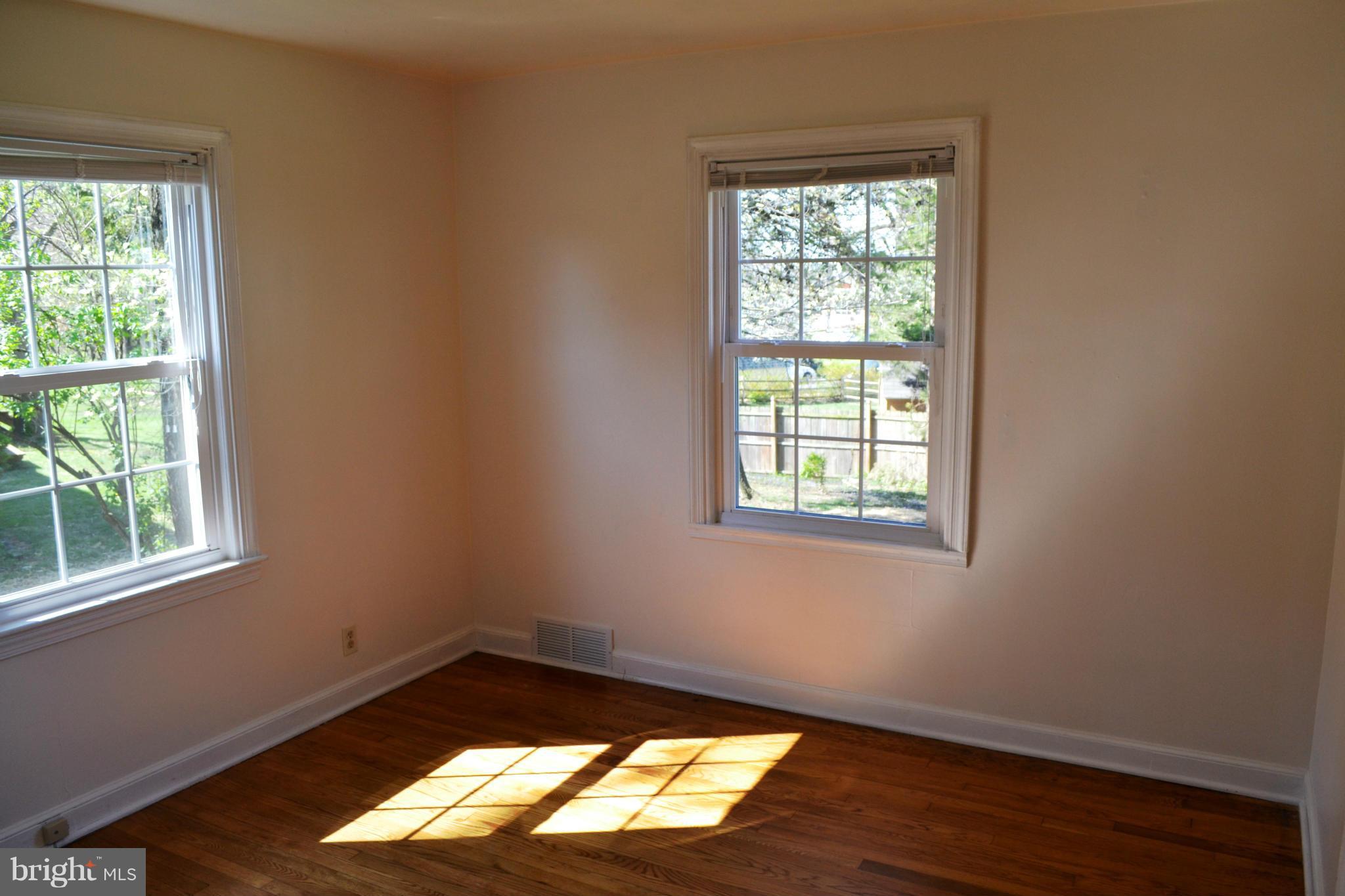 18711 Preston Road Hagerstown, MD 21742 - Photo 8 of 23 Bedroom
