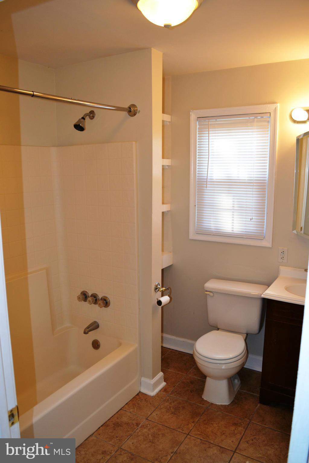 18711 Preston Road Hagerstown, MD 21742 - Photo 10 of 23 Bath