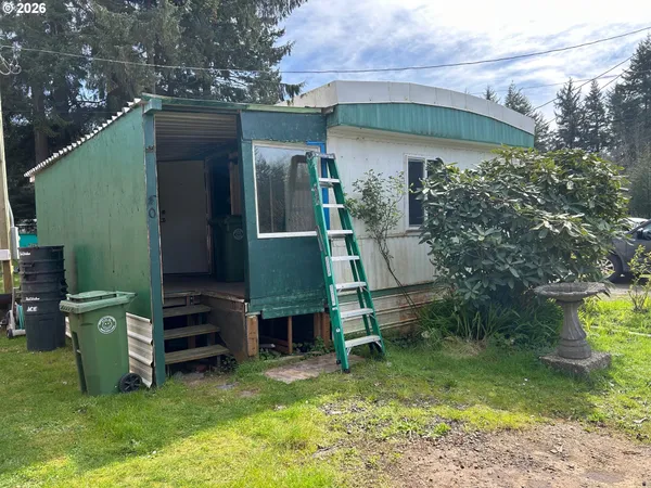 $40,000 | 5170 Grand Avenue, Unit 30, Florence, OR 97439