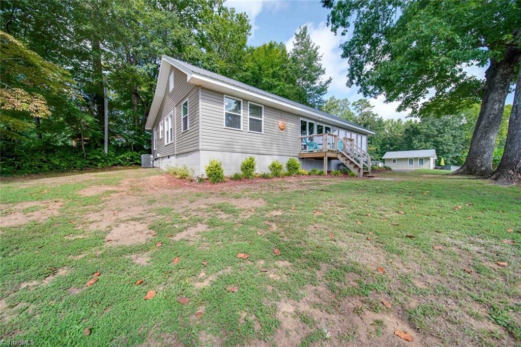 1112 Young Mill Road Lexington, NC 27292 - Photo 11 of 46 Gallery Image 11