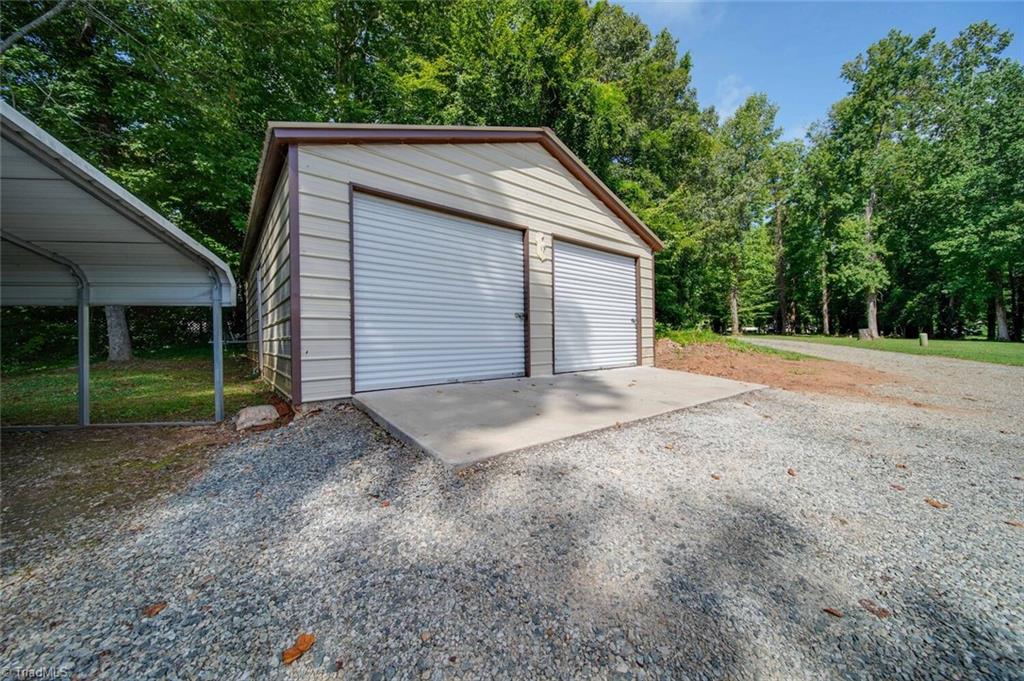 1112 Young Mill Road Lexington, NC 27292 - Photo 16 of 46 Gallery Image 16