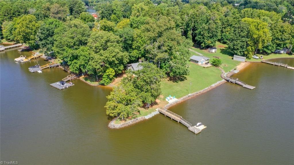 1112 Young Mill Road Lexington, NC 27292 - Photo 2 of 46 Gallery Image 2