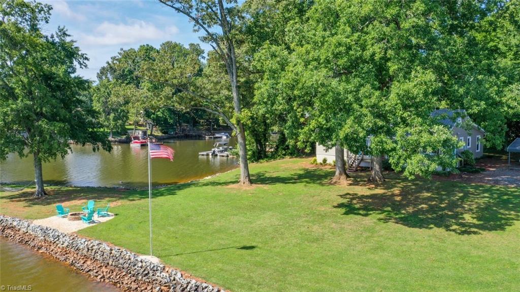 1112 Young Mill Road Lexington, NC 27292 - Photo 6 of 46 Gallery Image 6