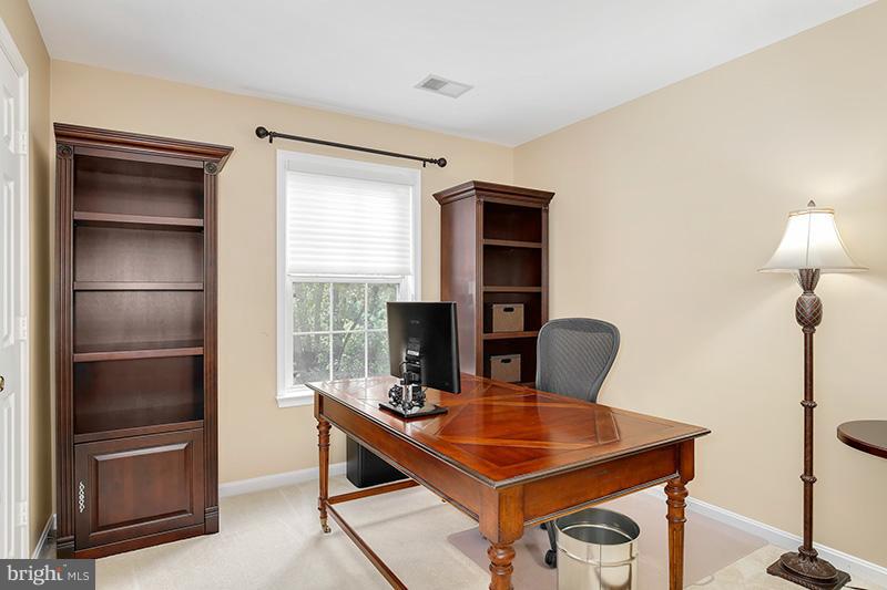 12823 Tournament Drive Reston, VA 20191 - Photo 22 of 30 Bedroom
