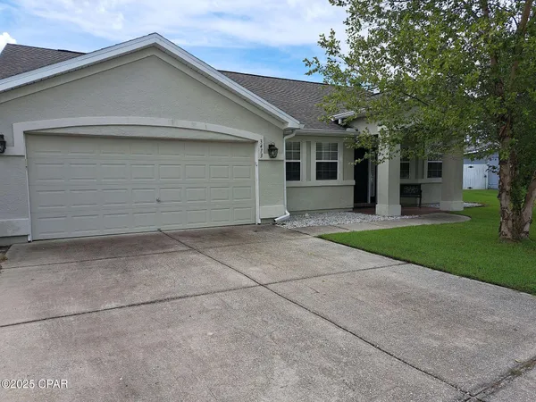 $2,600 | 3413 Jasmine Trace Lane, Lynn Haven, FL 32444