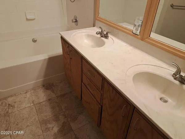 $2,600 | 3413 Jasmine Trace Lane, Lynn Haven, FL 32444