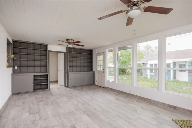 $225,000 | 615 East Henderson Street, Bishop, TX 78343