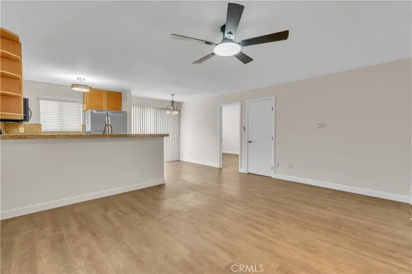 $346,000 | 18530 Hatteras Street, Unit 226, Tarzana, CA 91356