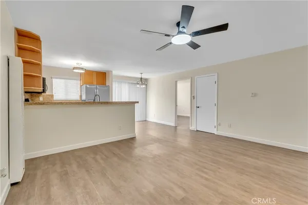 $346,000 | 18530 Hatteras Street, Unit 226, Tarzana, CA 91356