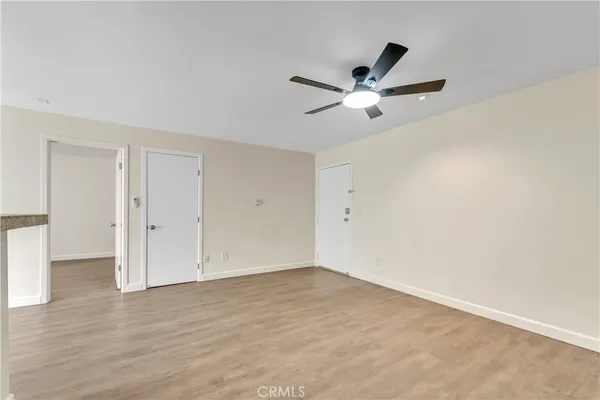 $346,000 | 18530 Hatteras Street, Unit 226, Tarzana, CA 91356