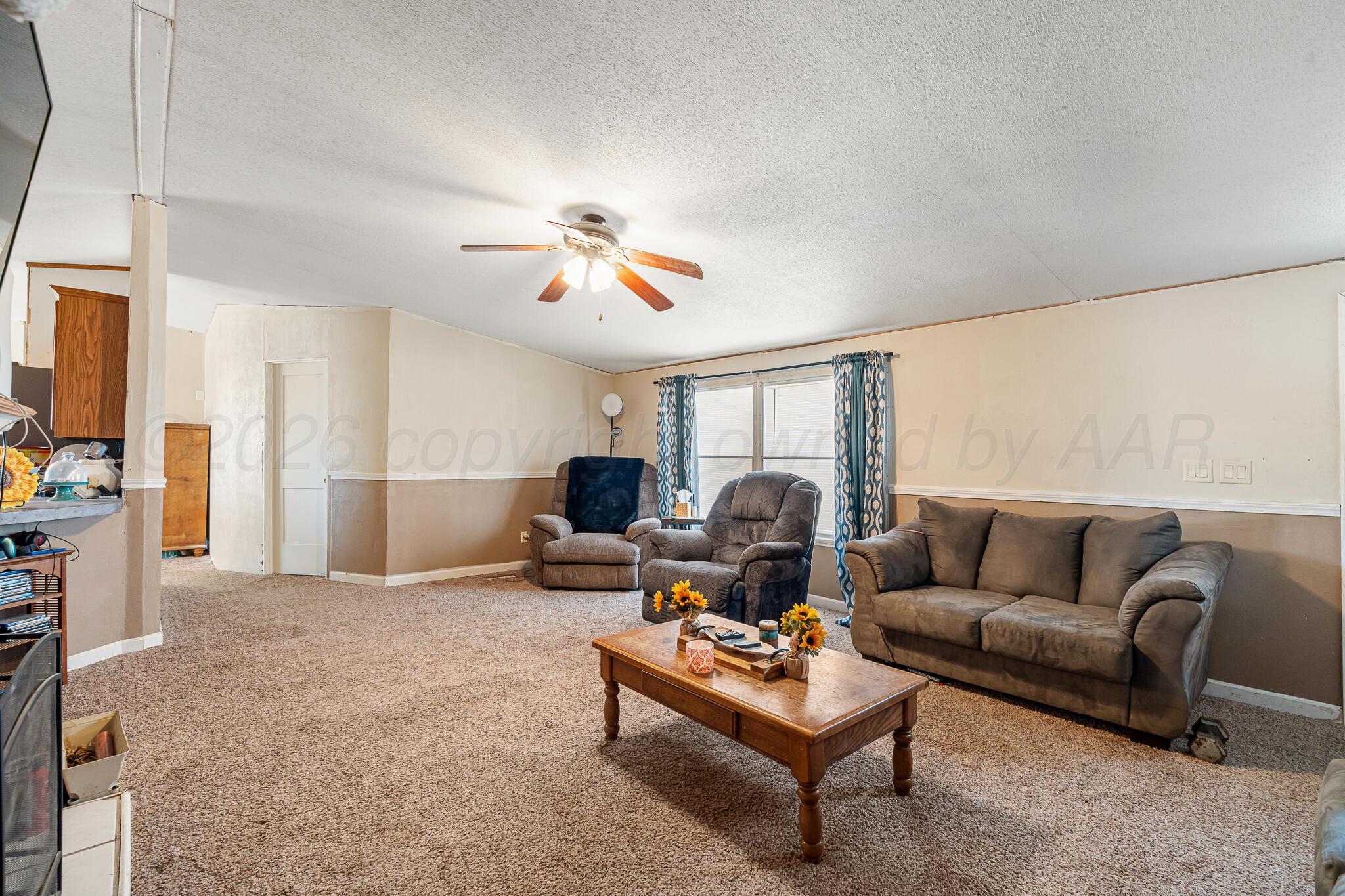 1451 Claude Road Amarillo, TX 79118 - Photo 16 of 21 1451 Cladue -25