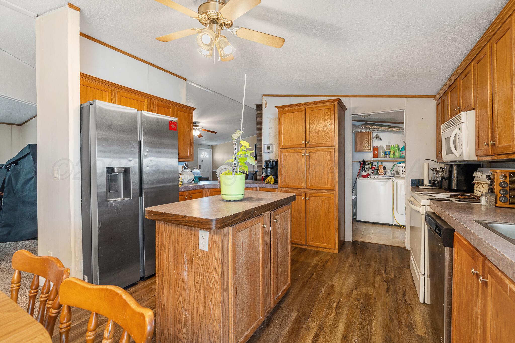 1451 Claude Road Amarillo, TX 79118 - Photo 4 of 21 1451 Cladue -11