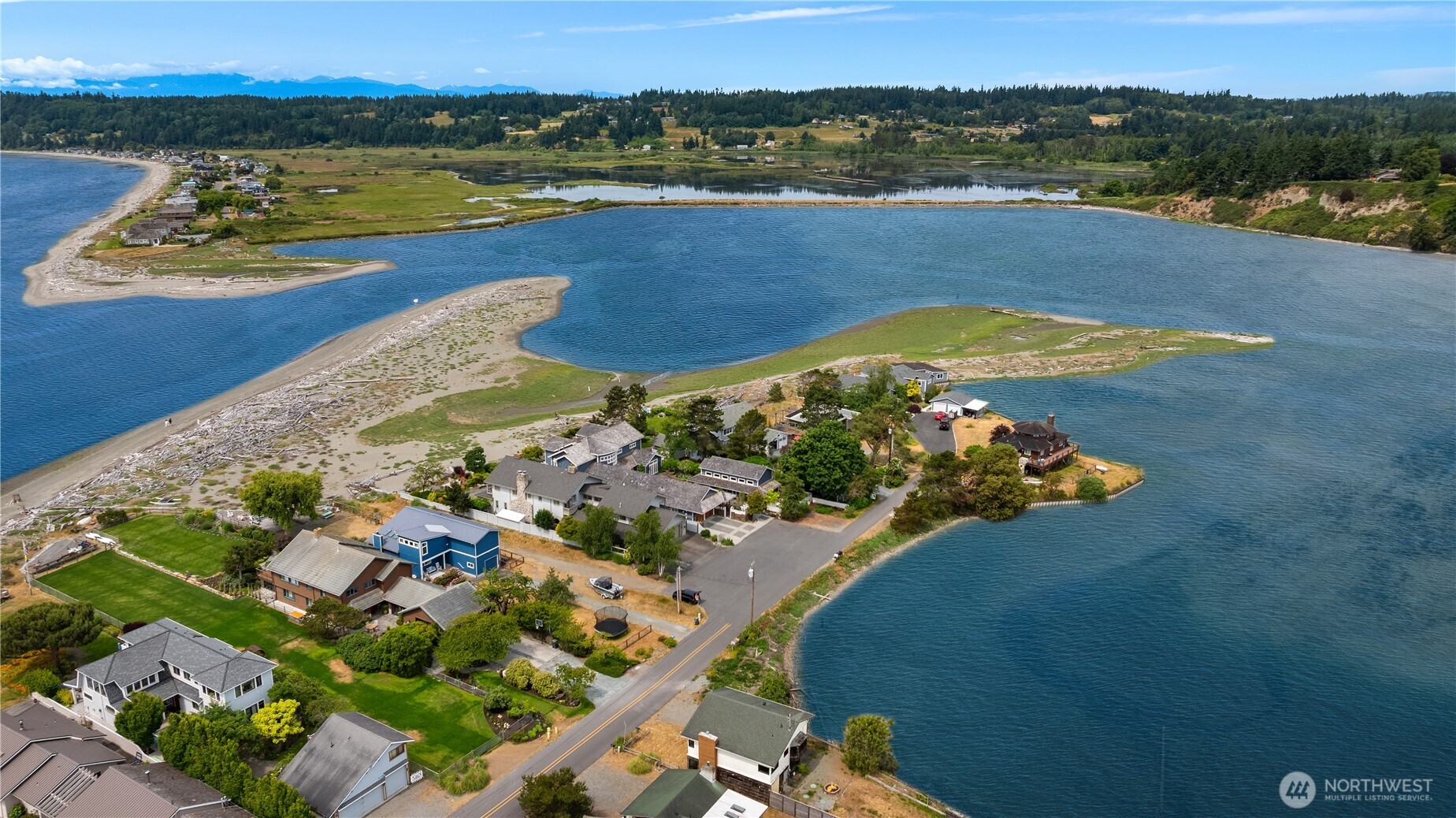 2403 Sunlight Beach Road Clinton, WA 98236 - Photo 9 of 19