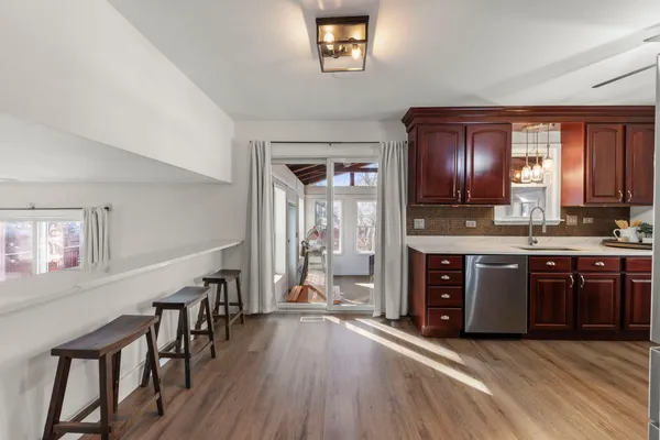 $411,000 | 1042 Churchill Drive, Bolingbrook, IL 60440