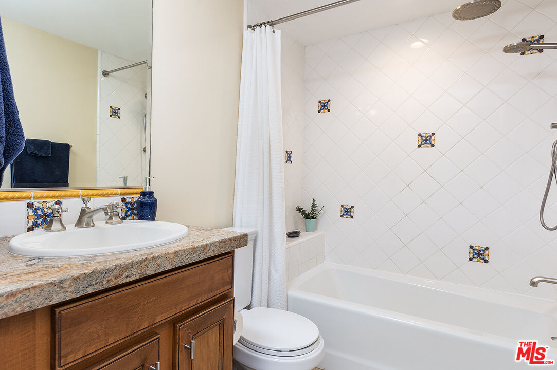 5753 White Oak Avenue, Unit 7 Encino, CA 91316 - Photo 35 of 37