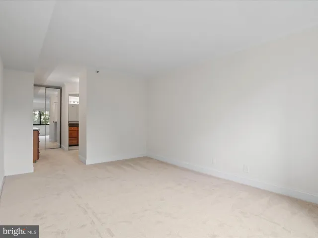 $499,000 | 1600 North Oak Street, Unit 524, Arlington, VA 22209