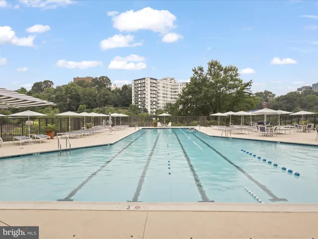 $499,000 | 1600 North Oak Street, Unit 524, Arlington, VA 22209