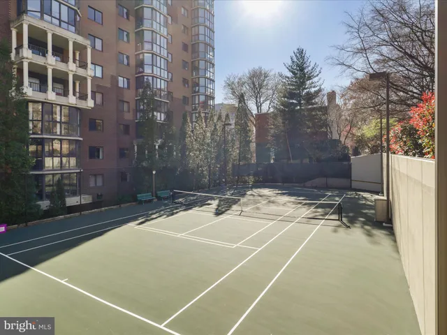 $499,000 | 1600 North Oak Street, Unit 524, Arlington, VA 22209