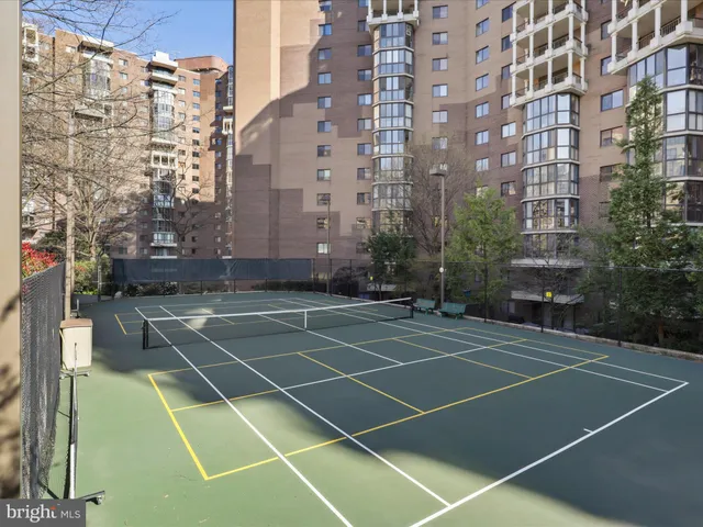 $499,000 | 1600 North Oak Street, Unit 524, Arlington, VA 22209