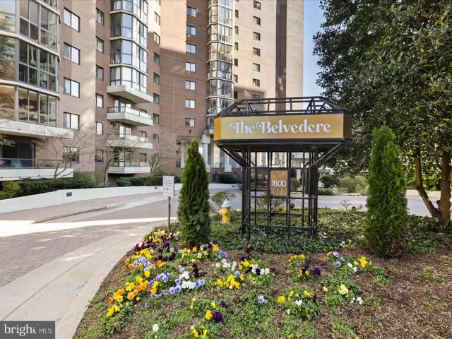 $499,000 | 1600 North Oak Street, Unit 524, Arlington, VA 22209