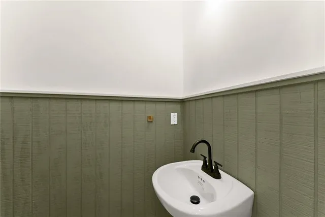 $450,000 | 176 Llewellyn Street, Clarkesville, GA 30523