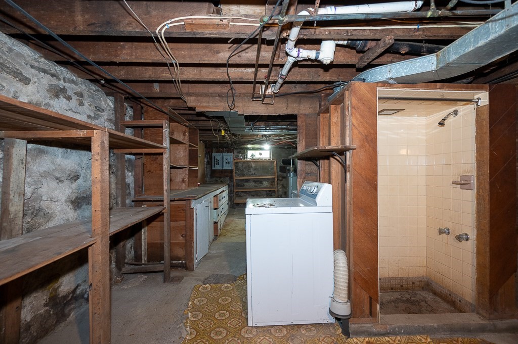 22 Comins Road Oxford, MA 01537 - Photo 31 of 42