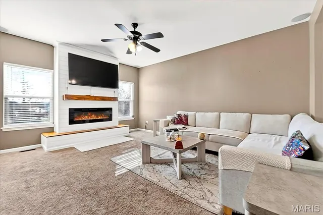 $420,000 | 916 Mountain Brook Court, O'Fallon, MO 63366