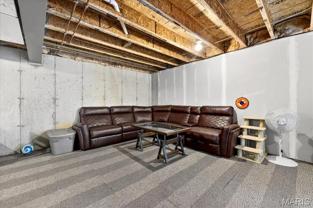 $420,000 | 916 Mountain Brook Court, O'Fallon, MO 63366