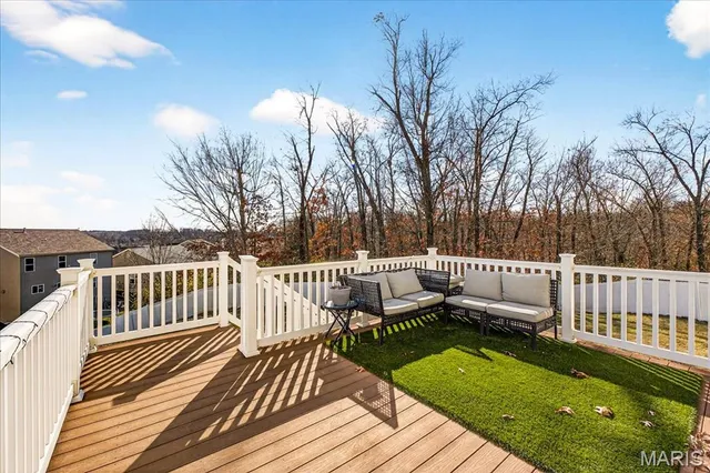 $420,000 | 916 Mountain Brook Court, O'Fallon, MO 63366