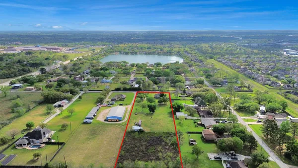 $860,000 | 2326 Brookney Street, Pearland, TX 77584