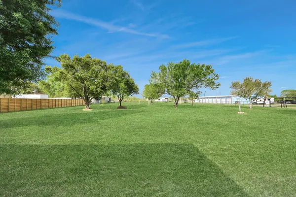 $860,000 | 2326 Brookney Street, Pearland, TX 77584