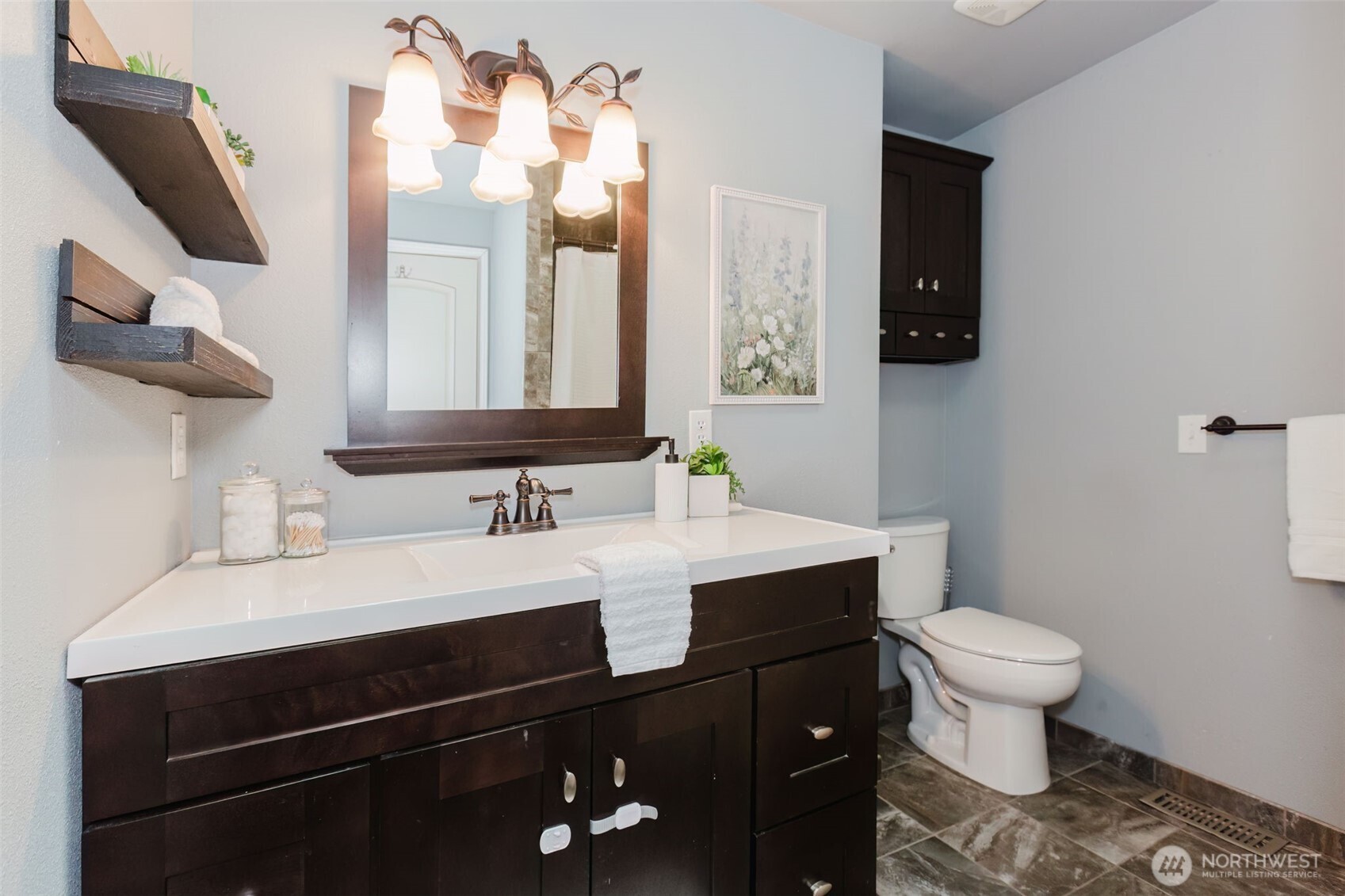 1820 Northeast Rustic Lane Bremerton, WA 98310 - Photo 20 of 34 Gallery Image 20