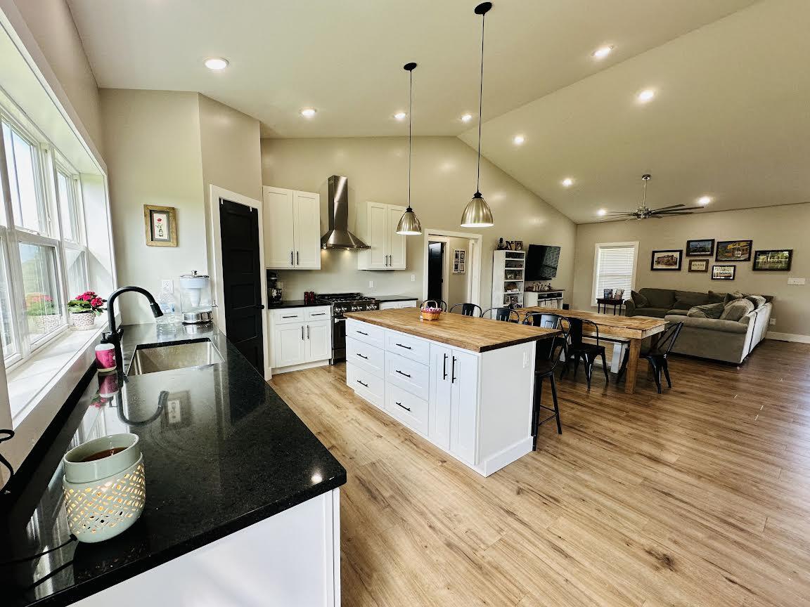 1045 Shields Road Sharpsburg, KY 40374 - Photo 10 of 46 great room