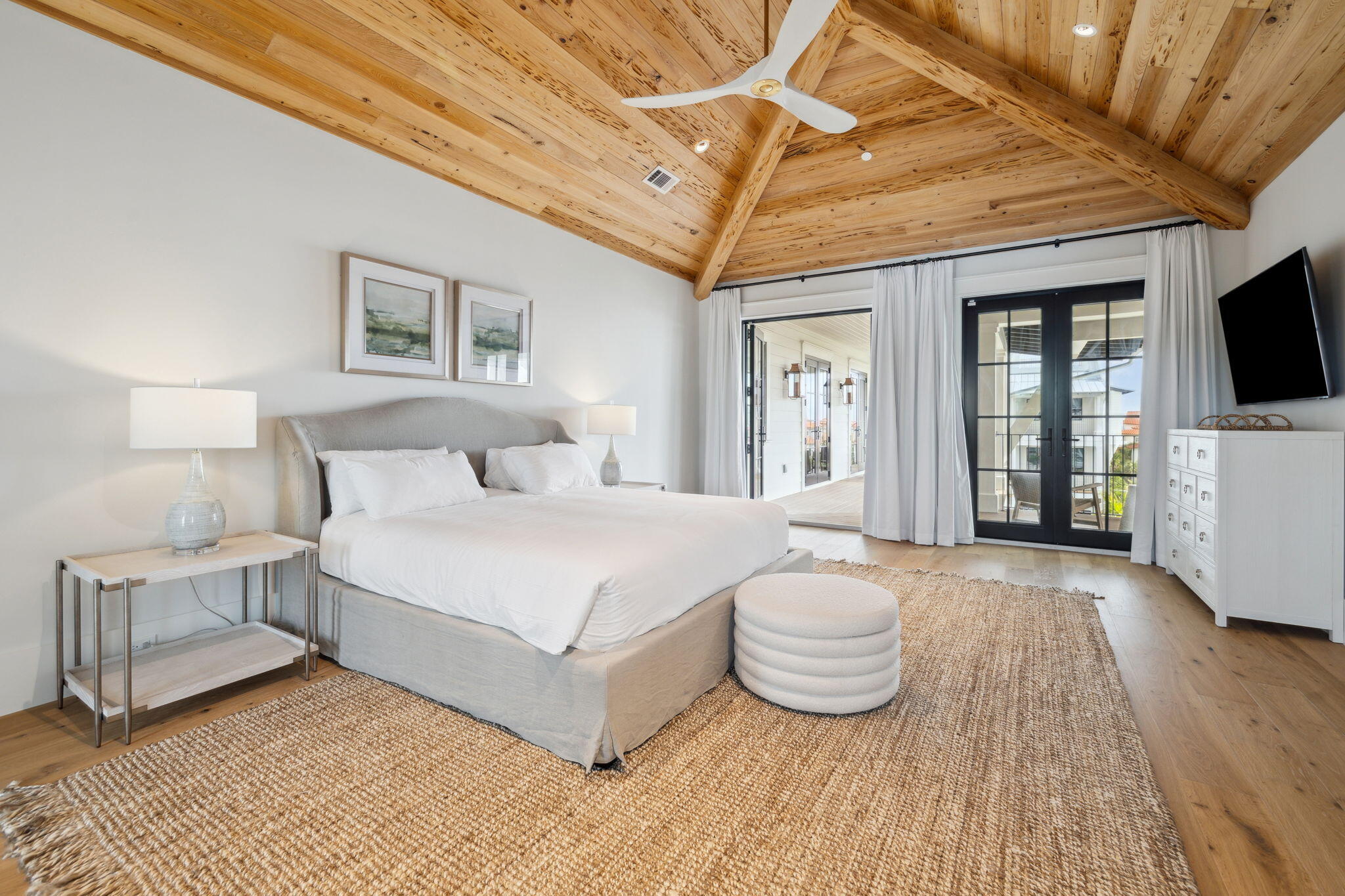 5022 West County Highway 30A Santa Rosa Beach, FL 32459 - Photo 21 of 26 Spears Group Image 21 | Master Bedroom