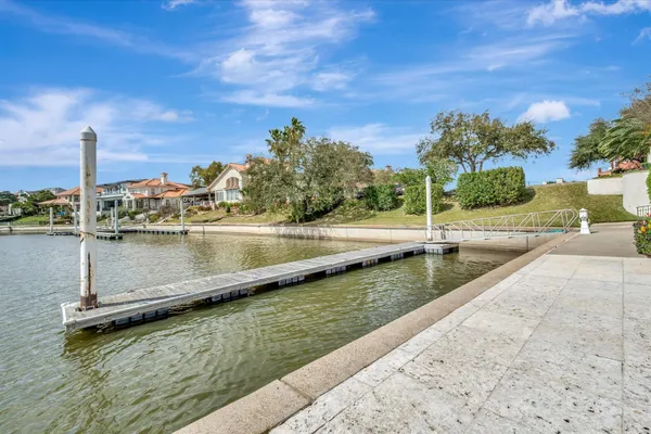 $5,900,000 | 14 Waterford Lane, League City, TX 77565