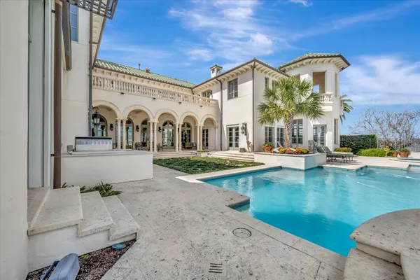 $5,900,000 | 14 Waterford Lane, League City, TX 77565