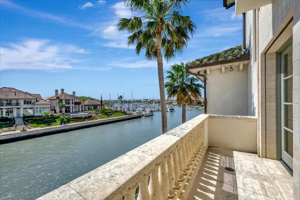 $5,900,000 | 14 Waterford Lane, League City, TX 77565