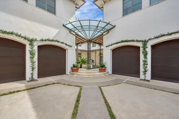 $5,900,000 | 14 Waterford Lane, League City, TX 77565