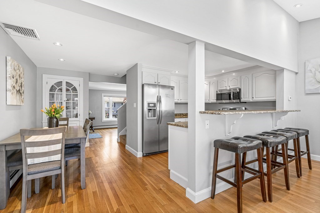 23 Dustin Road Reading, MA 01867 - Photo 17 of 38