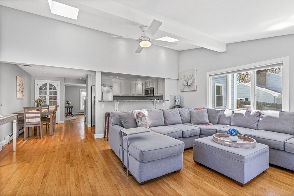 23 Dustin Road Reading, MA 01867 - Photo 20 of 38