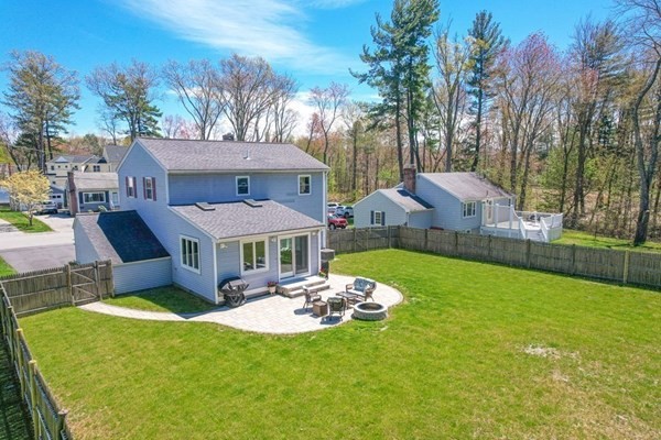 23 Dustin Road Reading, MA 01867 - Photo 36 of 38